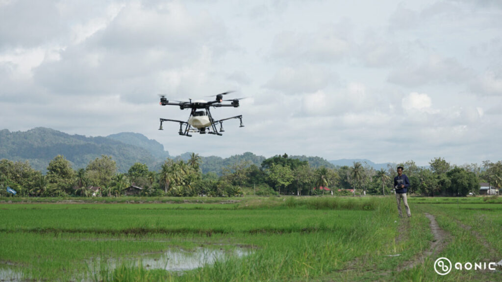 spraying drone